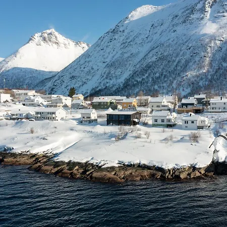 Storm Senja Living - Emil Hansen Apartment Tofta